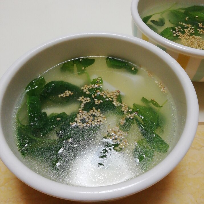 豆腐とベビーほうれん草の中華スープ
